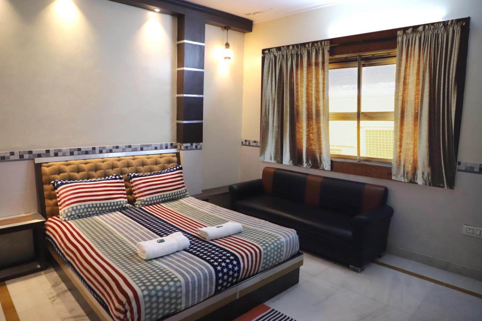 Hotel Traditional Inn New Delhi Bagian luar foto